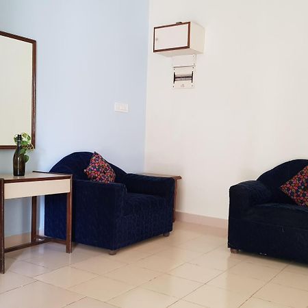 1 Bedroom Spacious Apartment In קלנגוטה מראה חיצוני תמונה