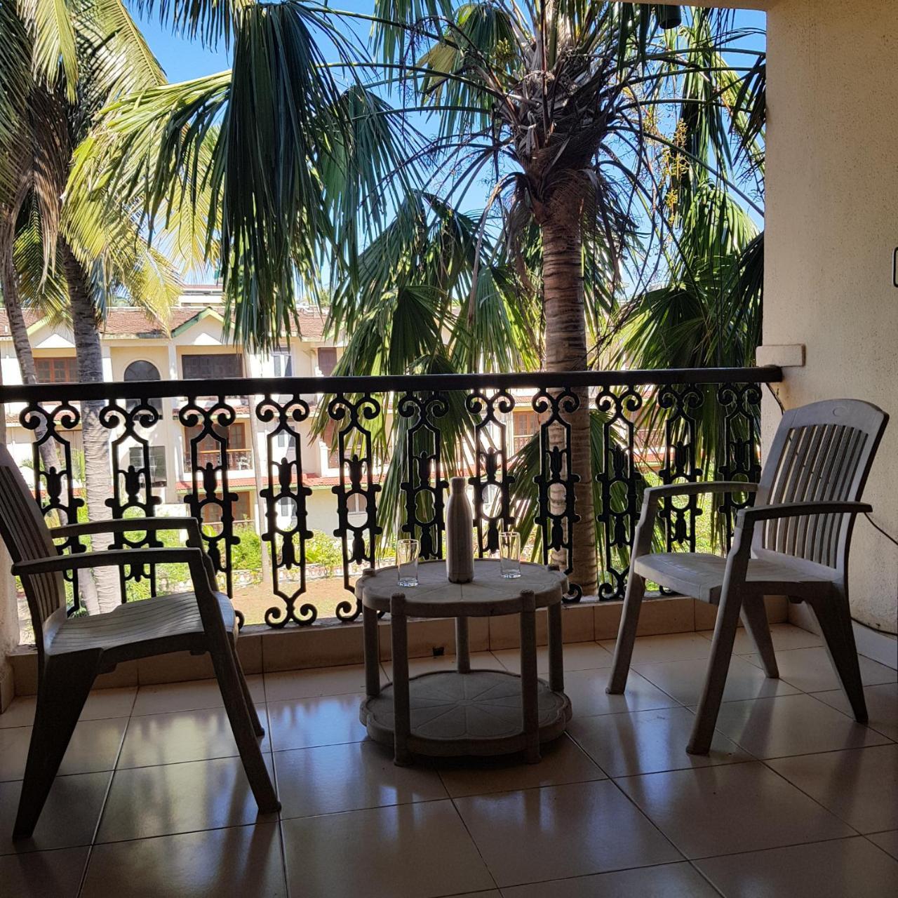 1 Bedroom Spacious Apartment In קלנגוטה מראה חיצוני תמונה