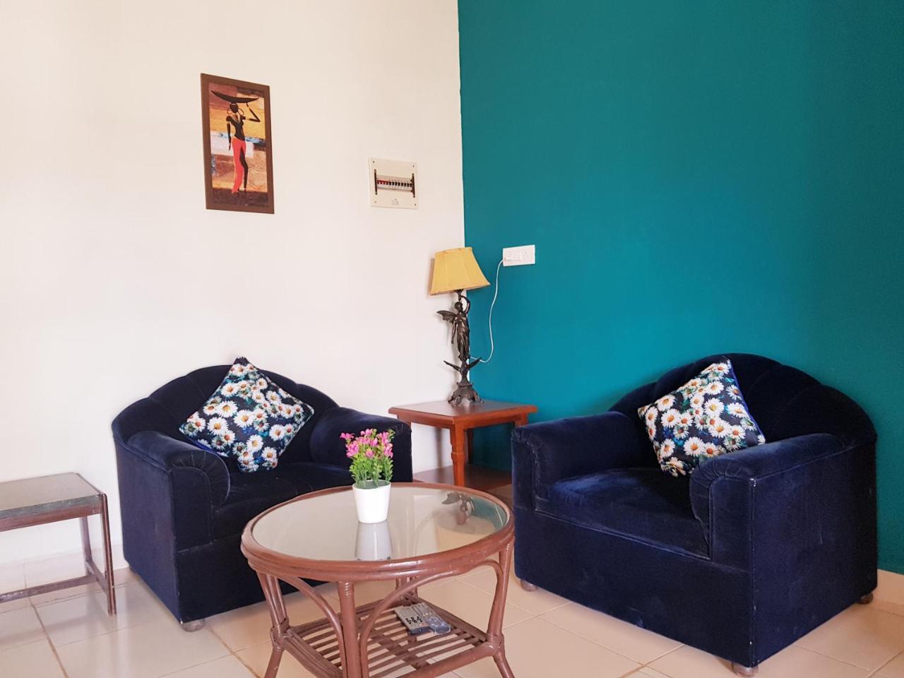 1 Bedroom Spacious Apartment In קלנגוטה מראה חיצוני תמונה