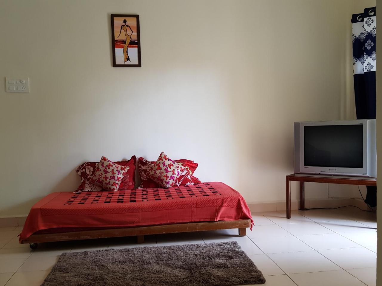1 Bedroom Spacious Apartment In קלנגוטה מראה חיצוני תמונה