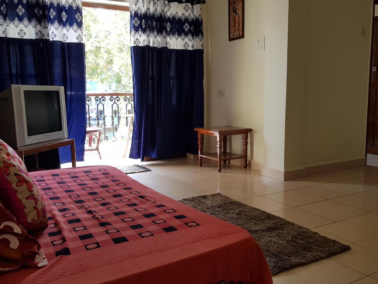 1 Bedroom Spacious Apartment In קלנגוטה מראה חיצוני תמונה